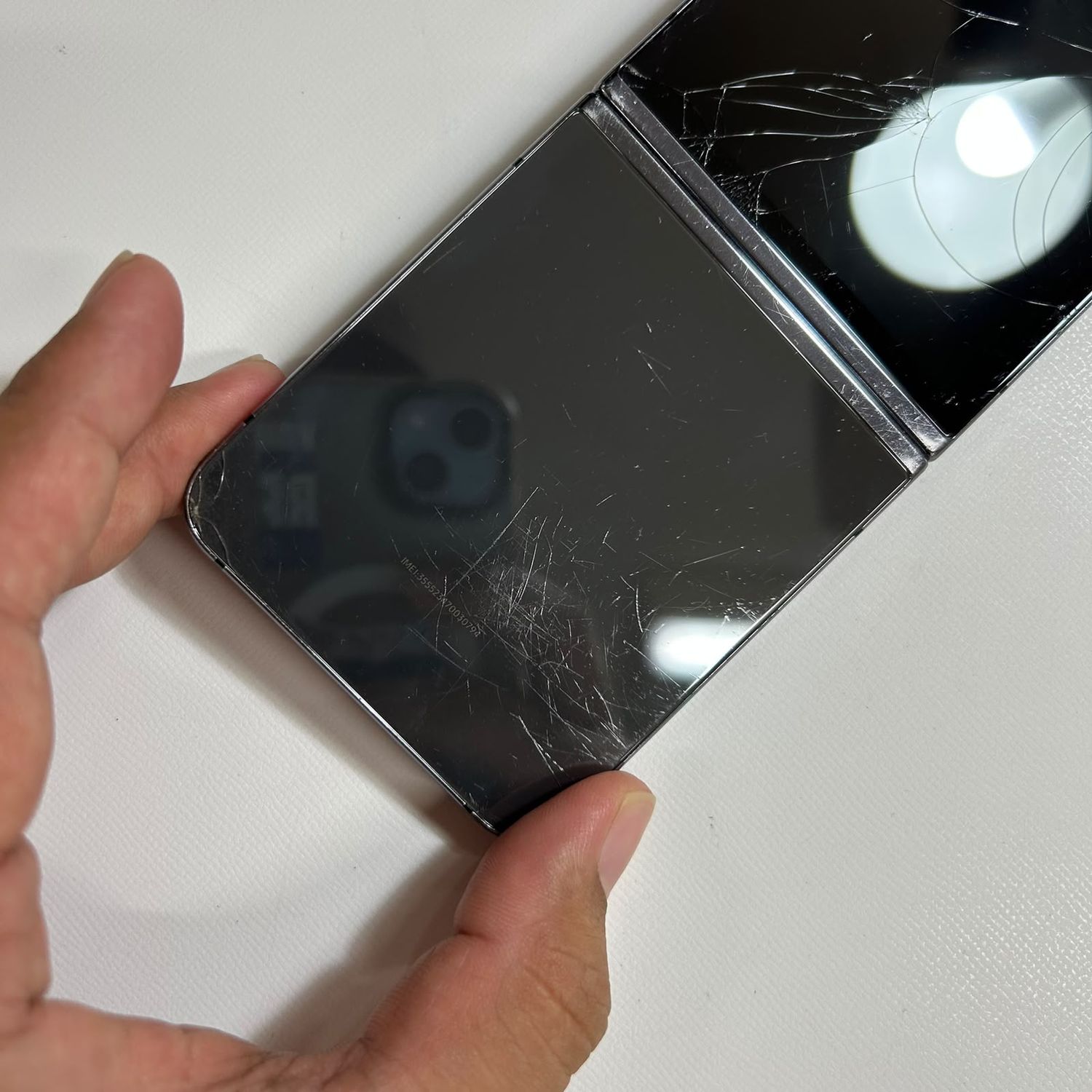 ムスビー｜【ジャンク品】Android Galaxy Z Flip 5｜256gb｜SIMフリー