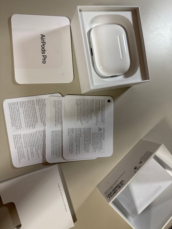 AirPods Pro (��3����) ��°�ʴ��� ����1���� ������