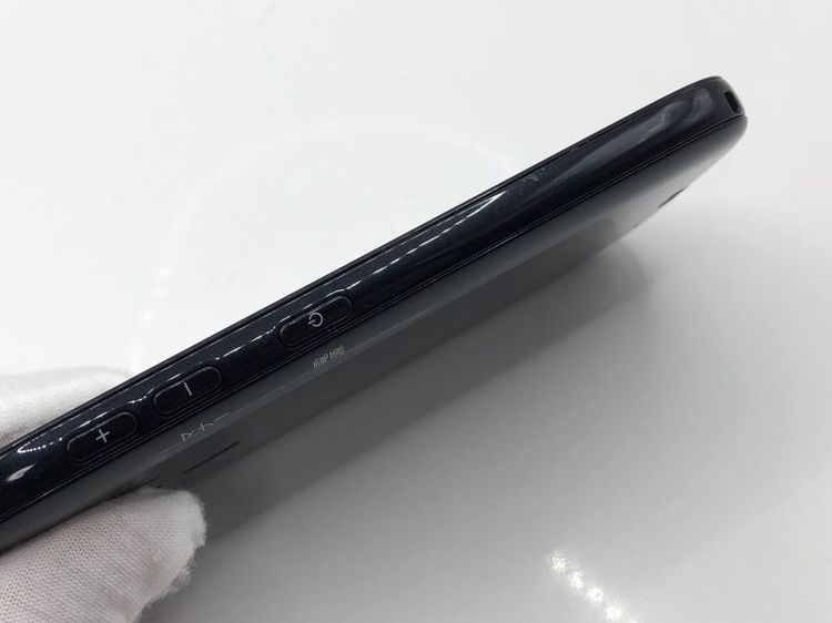 ��Sim�ե꡼��Docomo �餯�餯���ޡ��ȥե��󣴡�F-04J���֥�å�