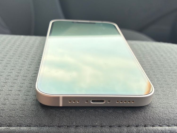 �����ʡ�iPhone13 128GB �������饤��