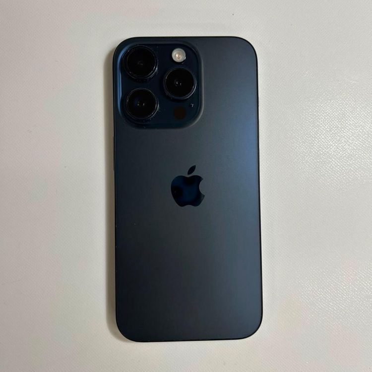 �ڥ���󥯡�iPhone 15 pro��128GB���Хåƥ꡼100%
