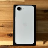 新品同様 バッテリー100% iPhone 17e 256G SIMフリー