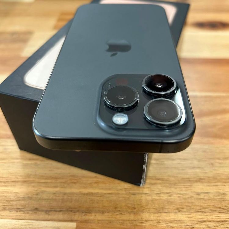 �ڥ���󥯡�iPhone 15 pro��128GB���Хåƥ꡼86%
