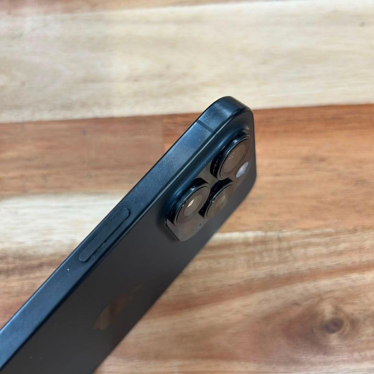 �ڥ���󥯡�iPhone 15 pro��128GB���Хåƥ꡼86%