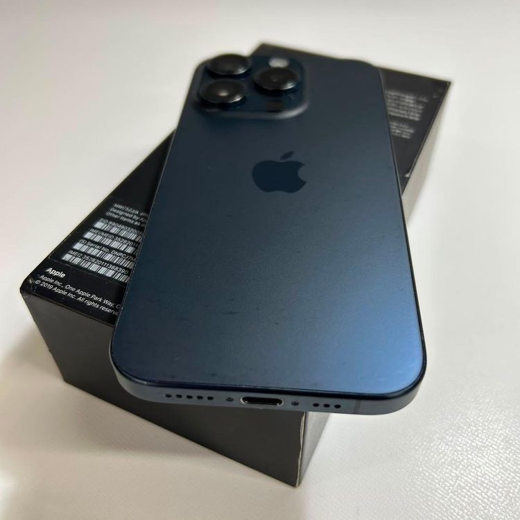 �ڥ���󥯡�iPhone 15 pro��128GB���Хåƥ꡼100%