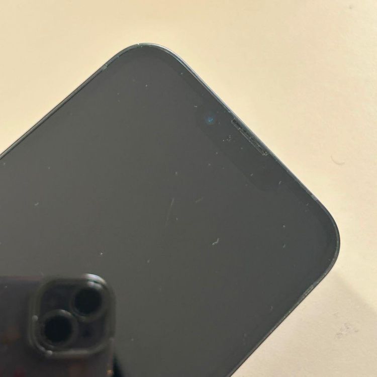 �����Хåƥ꡼100��� iPhone 16e��128GB�� SIM�ե꡼��