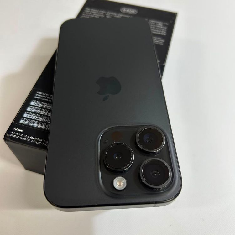�ڥ���󥯡�iPhone 15 pro��128GB���Хåƥ꡼87%