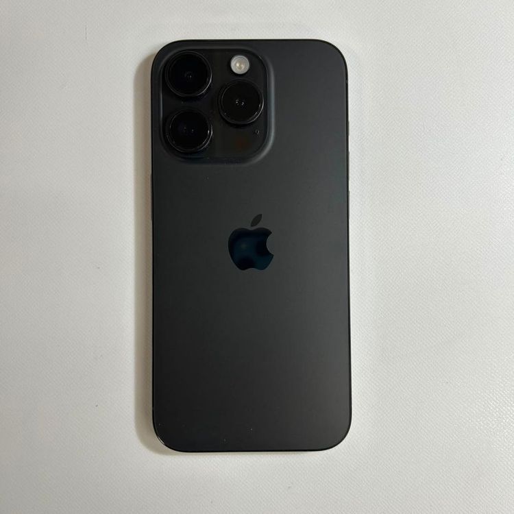 �ڥ���󥯡�iPhone 15 pro��128GB���Хåƥ꡼90%