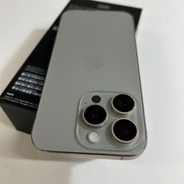 �ڥ���󥯡�iPhone 15 pro��128GB���Хåƥ꡼78%