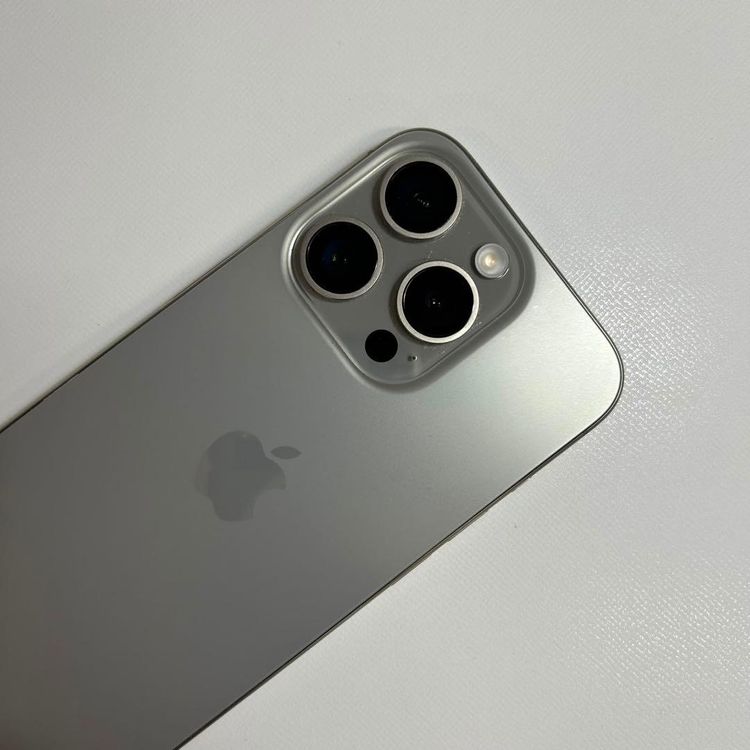 �ڥ���󥯡�iPhone 15 pro��128GB���Хåƥ꡼88%