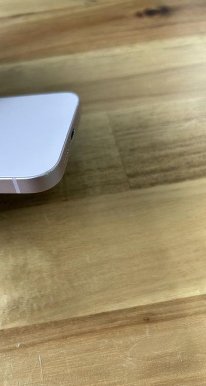 ���� �Хåƥ꡼100��iPhone 17e 512GB SIM�ե꡼