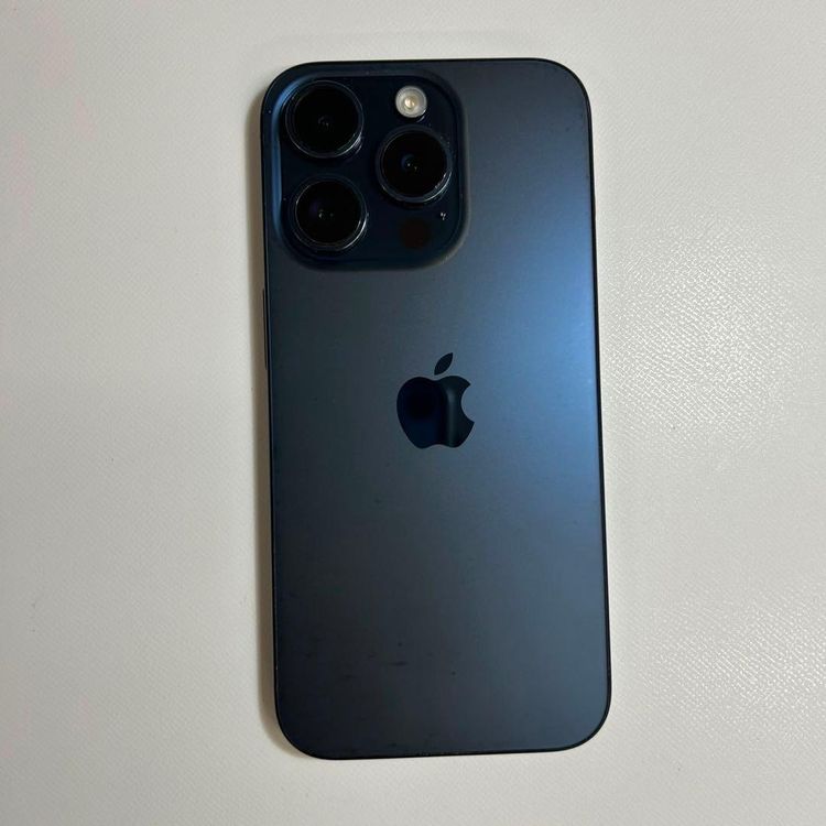 �ڥ���󥯡�iPhone 15 pro��128GB���Хåƥ꡼100%
