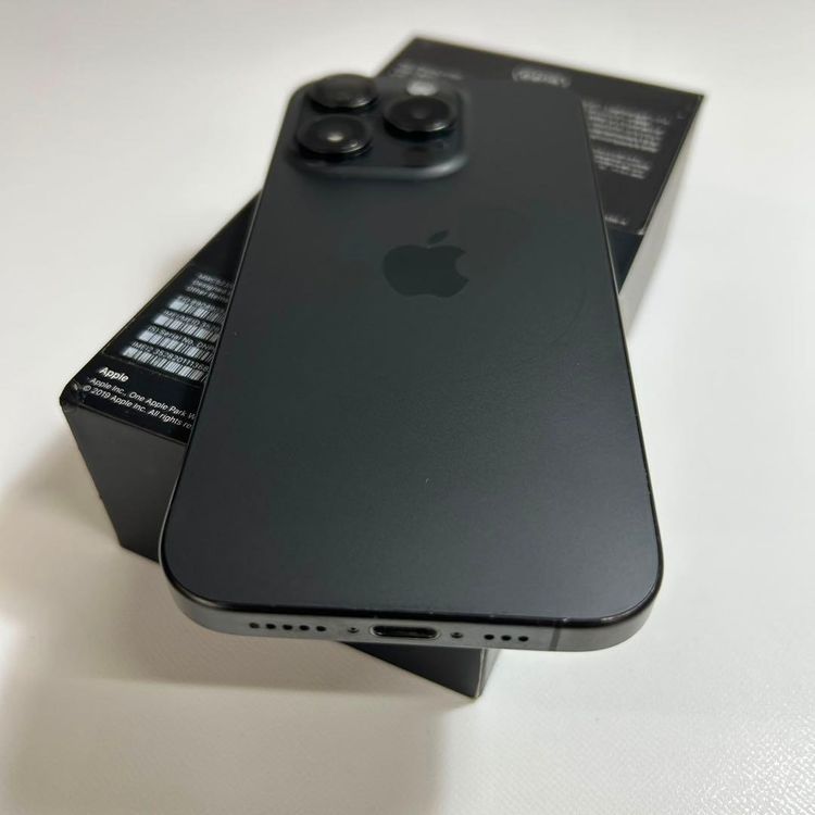 �ڥ���󥯡�iPhone 15 pro��128GB���Хåƥ꡼87%