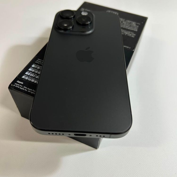 �ڥ���󥯡�iPhone 15 pro��128GB���Хåƥ꡼90%