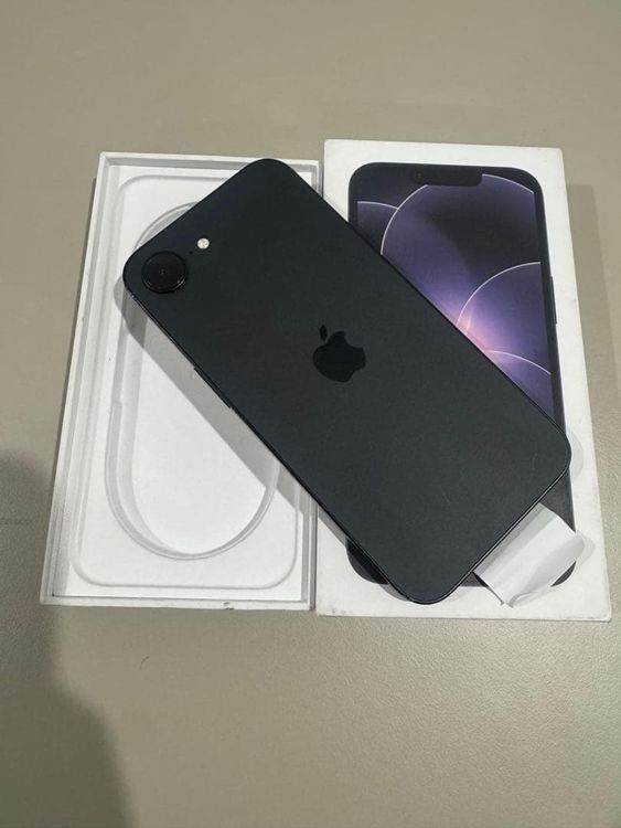 ����Ʊ�� �Хåƥ꡼100��iPhone 17e 256G SIM�ե꡼