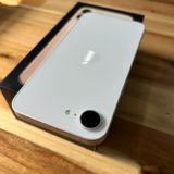 ����Ʊ�� �Хåƥ꡼100��iPhone 17e 256G SIM�ե꡼