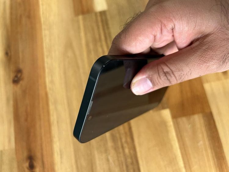 ���� �Хåƥ꡼100��iPhone 17e 256G SIM�ե꡼