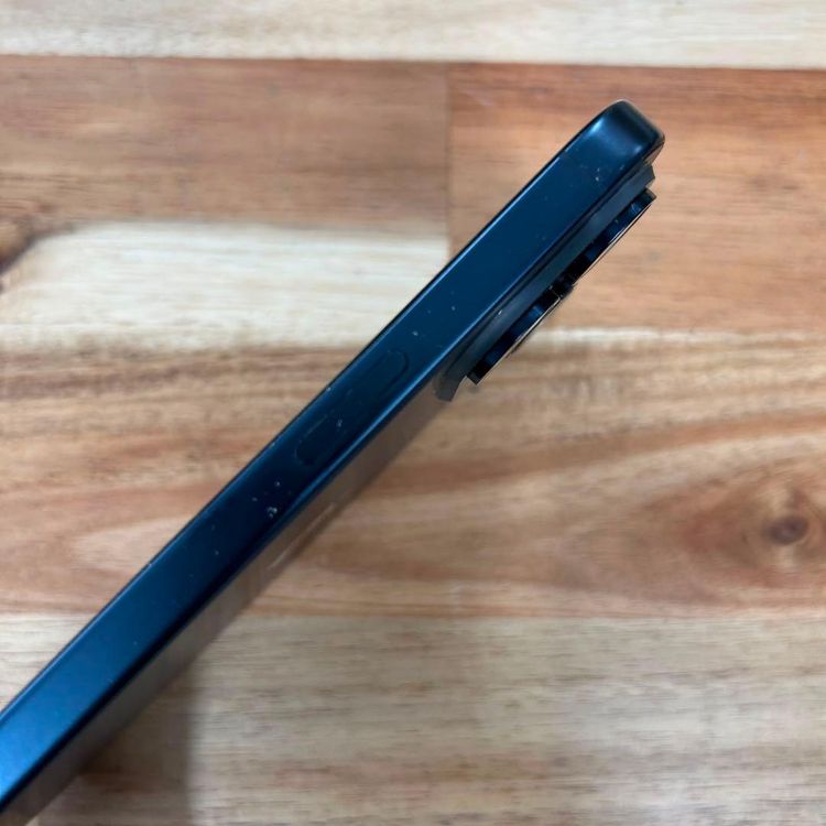 �ڥ���󥯡�iPhone 15 pro��128GB���Хåƥ꡼89%