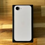 ����Ʊ�� �Хåƥ꡼100��iPhone 17e 256GB SIM�ե꡼