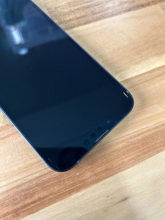 ���� �Хåƥ꡼100��iPhone 17e 256GB SIM�ե꡼