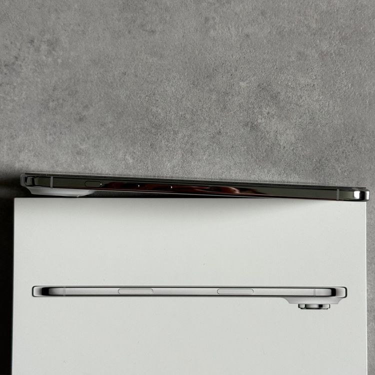 �ڥХåƥ꡼100���iPhone Air 256GB ���饦�ɥۥ磻��SIM�ե꡼