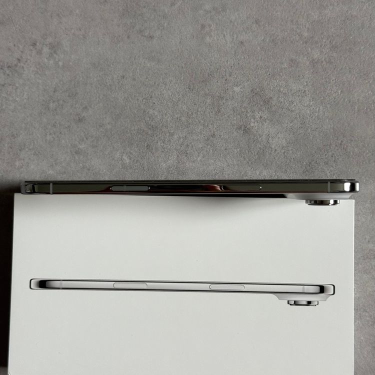 �ڥХåƥ꡼100���iPhone Air 256GB ���饦�ɥۥ磻��SIM�ե꡼