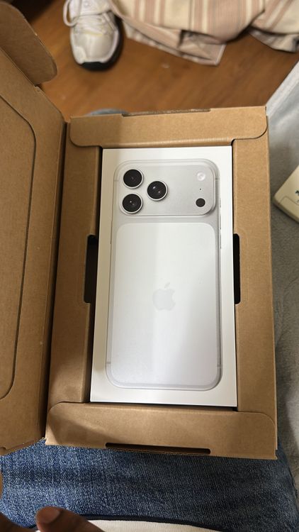 iPhone 17promax 256