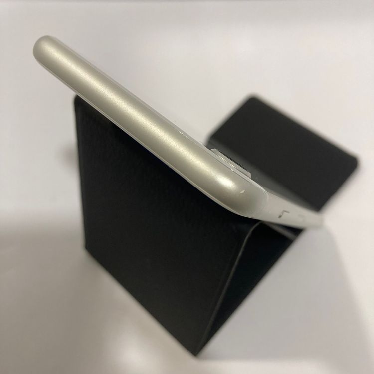 �Хåƥ꡼93���iPhone 8 64GB SIM�ե꡼������̵������0457