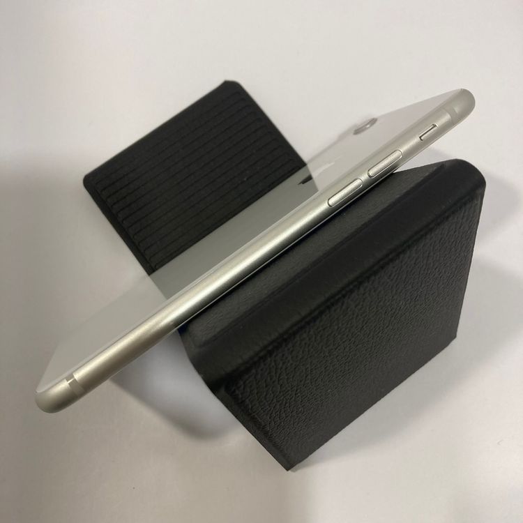 �Хåƥ꡼93���iPhone 8 64GB SIM�ե꡼������̵������0457
