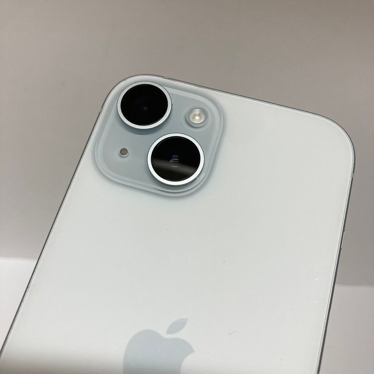 ��iPhone 15 256GB ����84��APPLE�Ǣ����񥹥ԡ���ȯ����7054