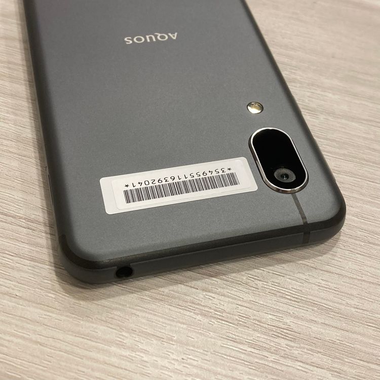 ��Х����� AQUOS sense3 basic  au�ǡ� SIM���å��ʤ� ������Ʊ��