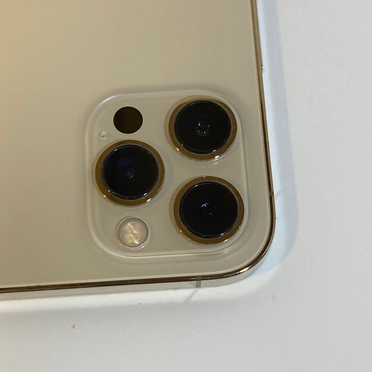 ��Х�����iPhone12 Pro Max SIM�ե꡼������84������̽��ʤ�