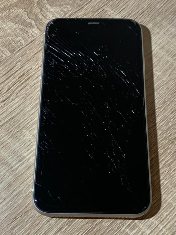2263 iPhone 11 �ۥ磻��sim���å�̤��ǧ �������