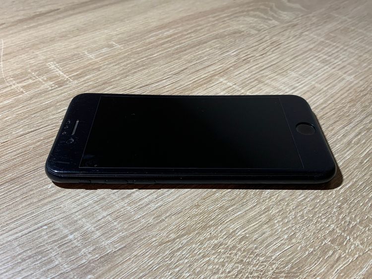 2540 iPhone SE �軰���� 64GB �֥�å� ������� SIM���å��ʤ��ڥ͡�