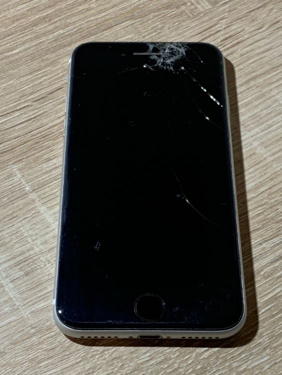 2328 iPhone SE ��2���� 128GB �������饤�� SIM�ե꡼ �������