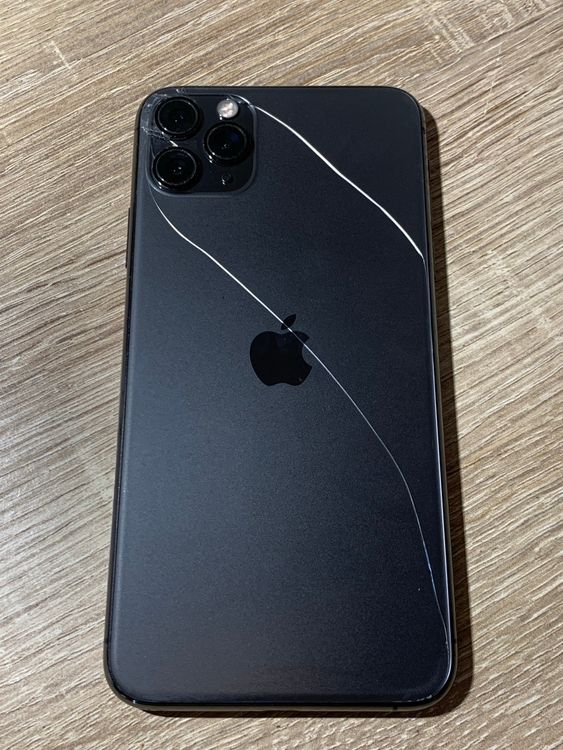 2439 iPhone 11 Pro Max 256GB ������� SIM���å�̤��ǧ�ڥ͡�
