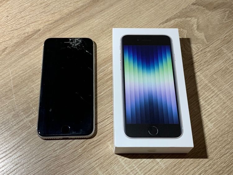 2328 iPhone SE ��2���� 128GB �������饤�� SIM�ե꡼ �������