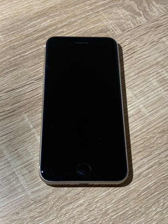 2404 iPhone SE ��3���� 64GB �ۥ磻�� SIM�ե꡼ �������