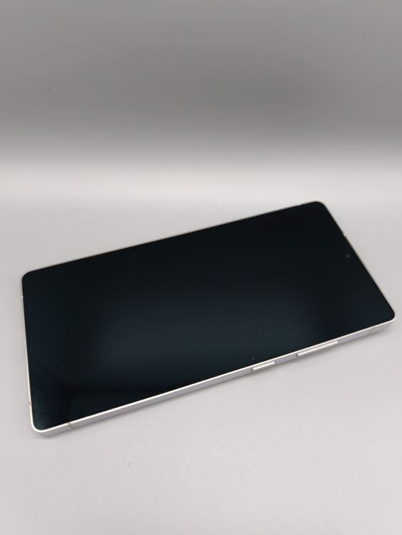 Galaxy S25 Ultra (1TB) �ۥ磻�ȥ���С� SIM�ե꡼