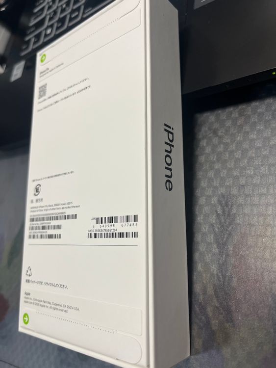 ̤�����ʡ�iPhone17e 256MB �͵��Υ֥�å���SIM�ե꡼