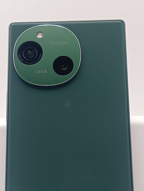 SIM�ե꡼ A401SH AQUOS R9 256GB ���꡼��