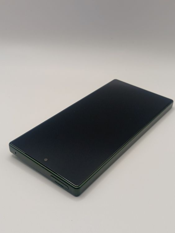 SIM�ե꡼ A401SH AQUOS R9 256GB ���꡼��