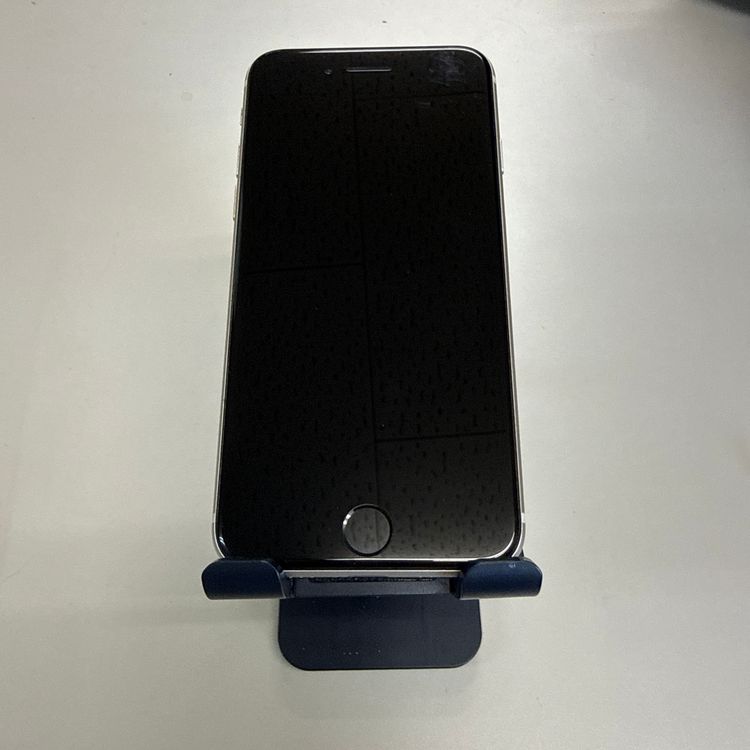 iPhone SE ��3���� 90% 64GB SIM�ե꡼ �������饤��