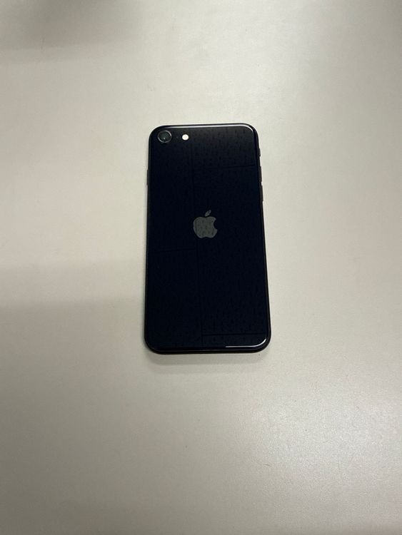 iPhone SE 3 64GB 77% �ߥåɥʥ���