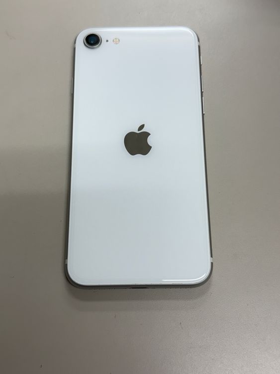iPhone SE 2 64GB 79% �ۥ磻�� SIM�ե꡼
