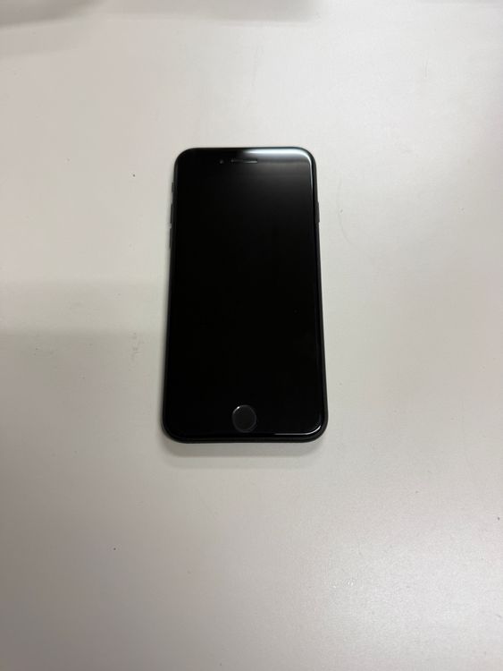 iPhone SE 2 64GB 79% �֥�å� Sim�ե꡼