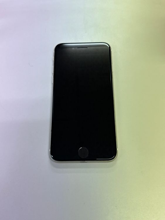 iPhone SE 3 64GB 77% �������饤�� SIM�ե꡼