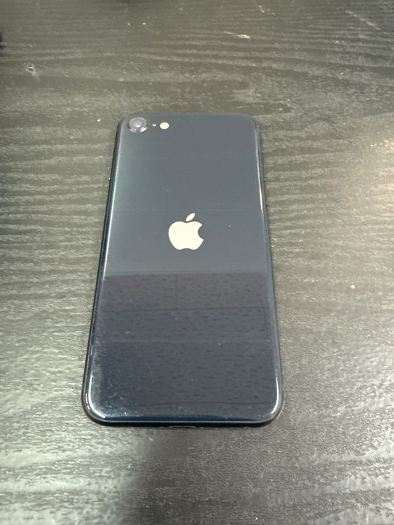 iPhone SE3 64GB 84% SIM�ե꡼ �ߥåɥʥ���