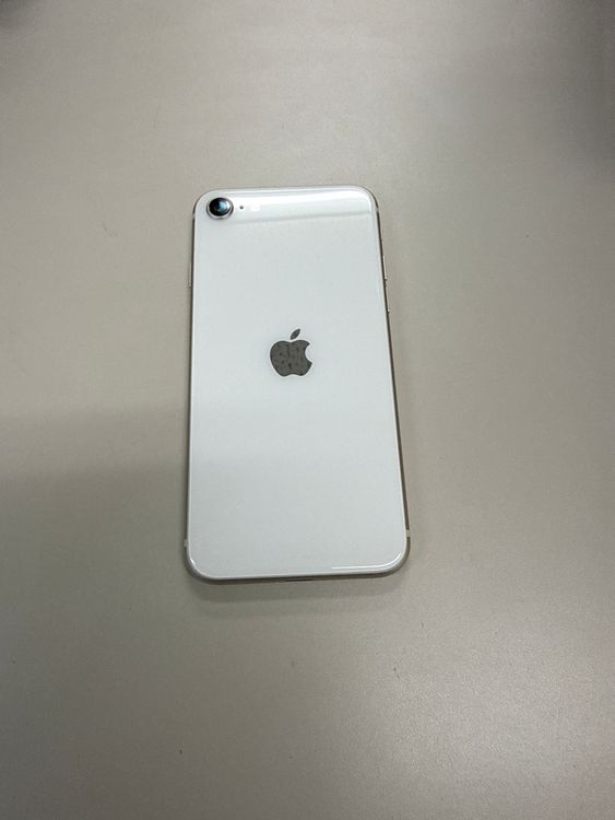 iPhone SE 3 64GB 80% �������饤�� Sim�ե꡼