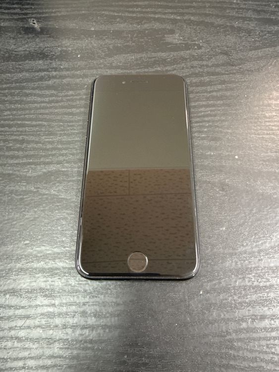 iPhone SE3 64GB 78% SIM�ե꡼ �ߥåɥʥ���